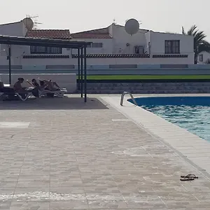 Junto A La Piscina Arona (Tenerife)